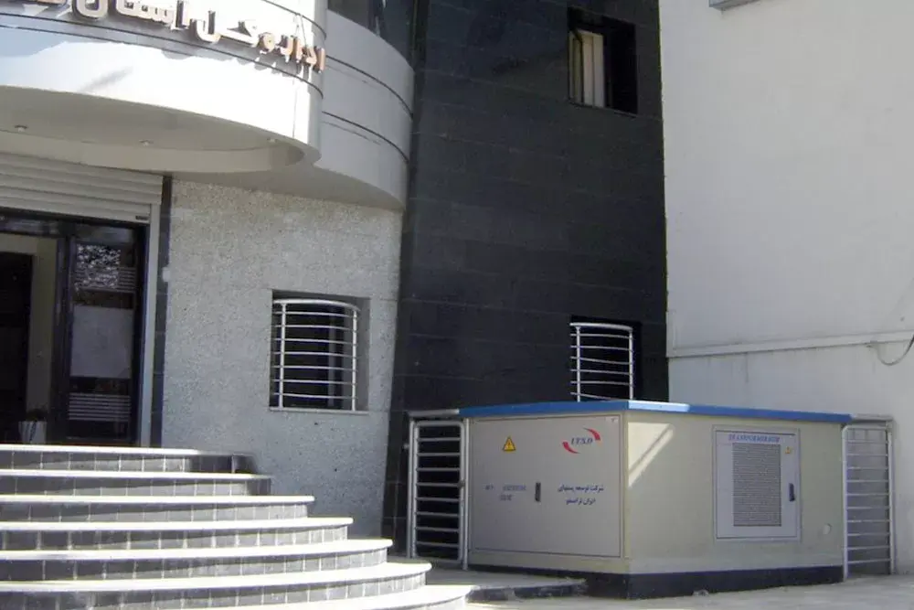 پست تمام بتنی نیمه دفنی
