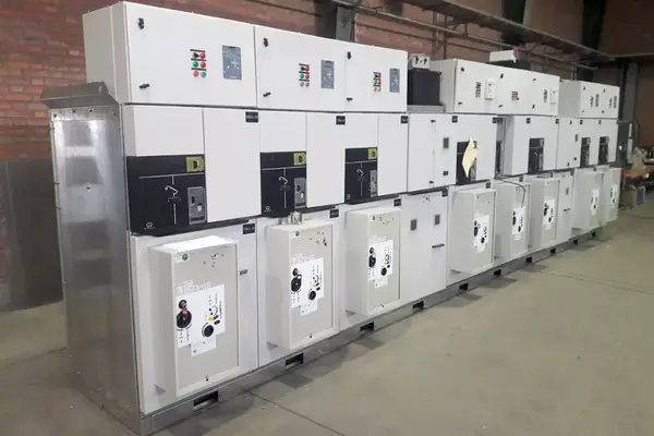 Fixed AIS Medium Voltage Switchgea